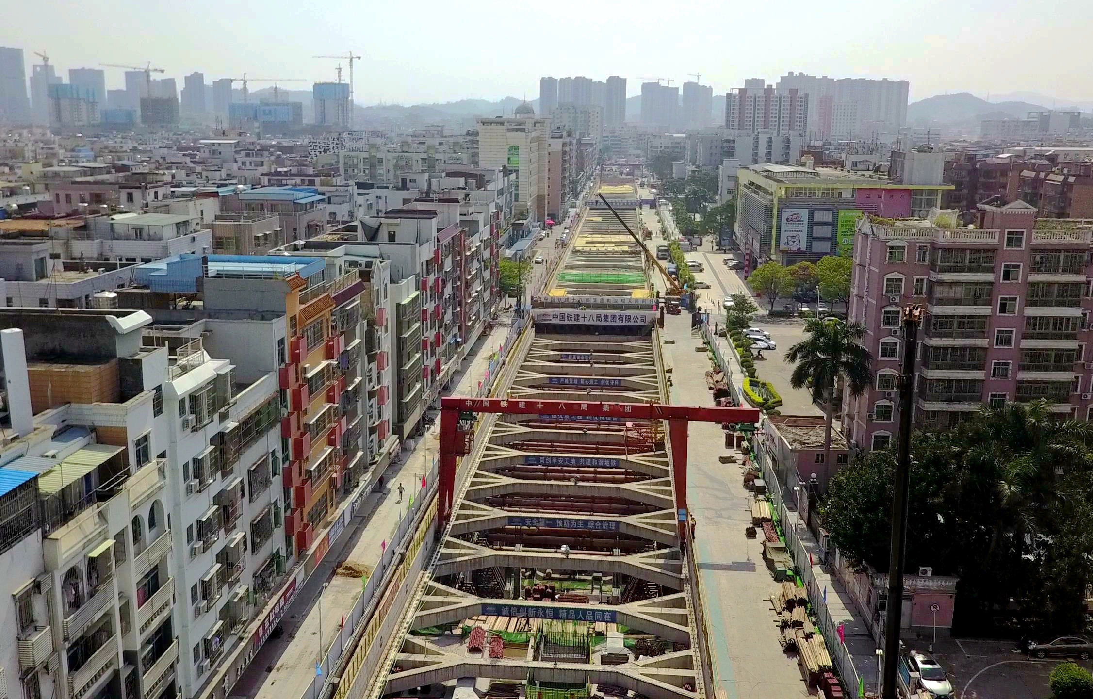 深圳地铁10号线项目图片